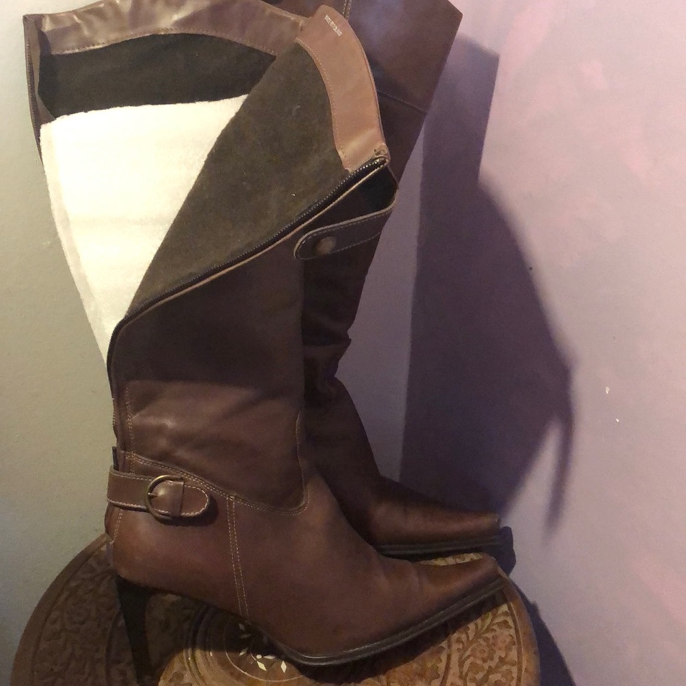Leather boots with lining